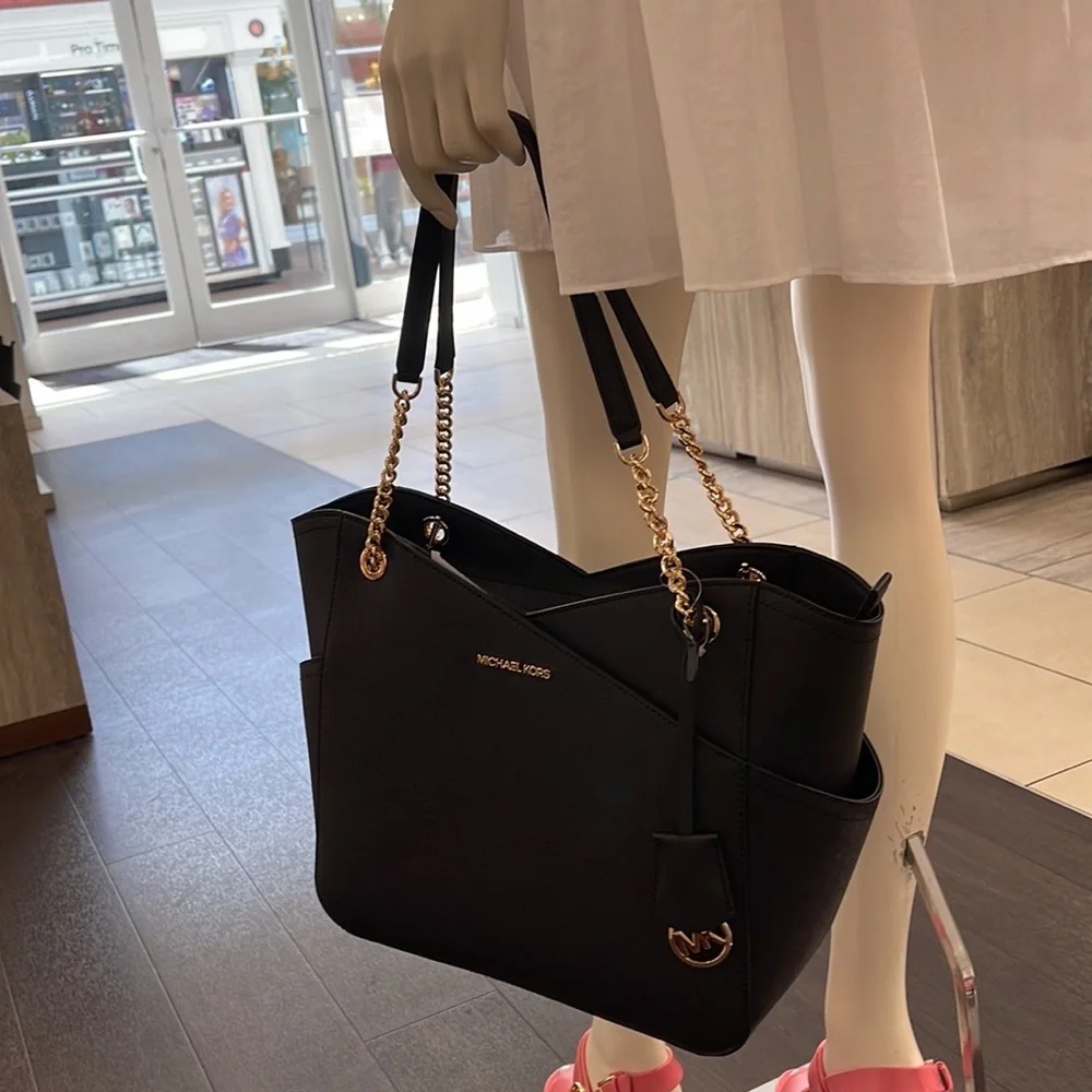Michael Kors Jet Set Travel Large Chained Tote Shoulder Bag MK Black
NWT - Picture 7 of 16